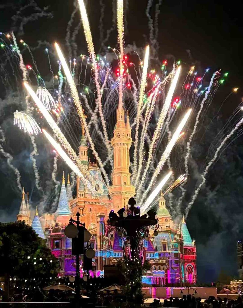上海ディズニーランドの花火