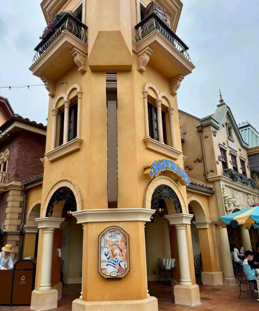 上海ディズニーランドのレストラン:イル・パペリーノ