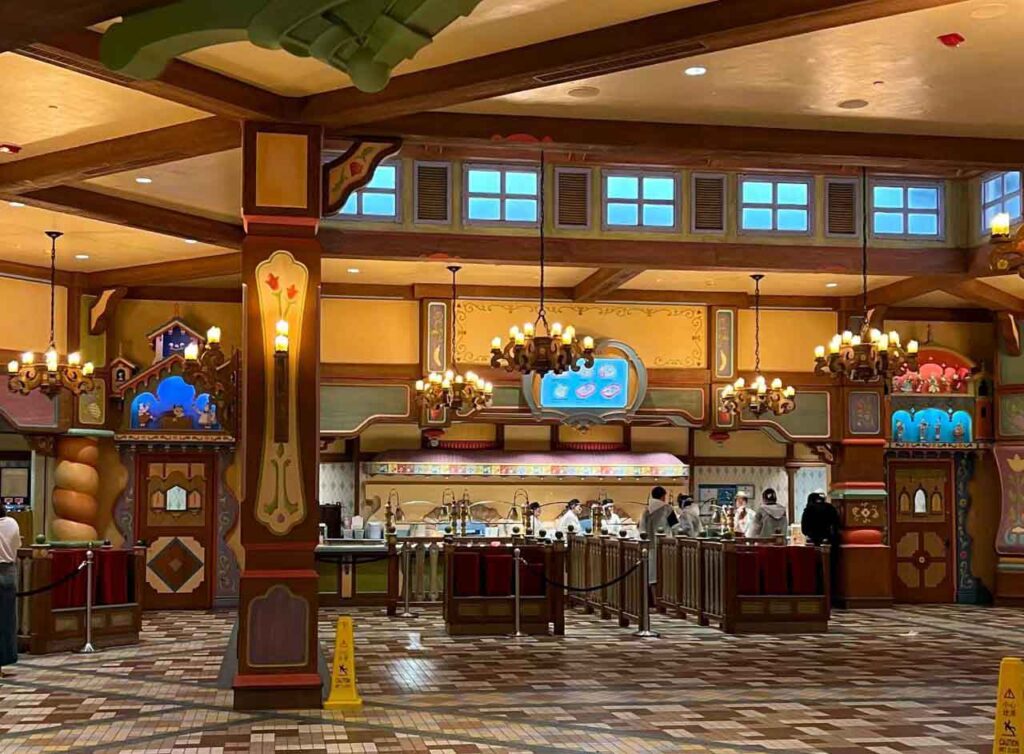 上海ディズニーランドのレストラン:ピノキオ・ビレッジ・キッチン