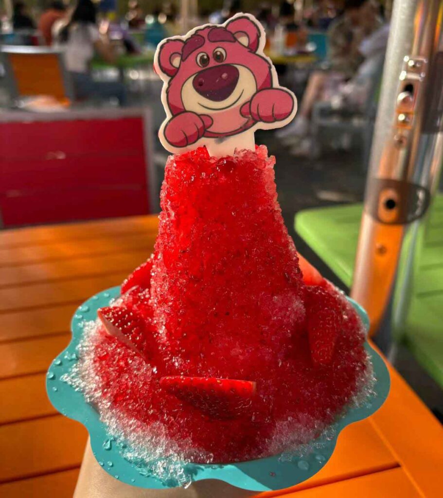 ロッツォのストロベリーかき氷