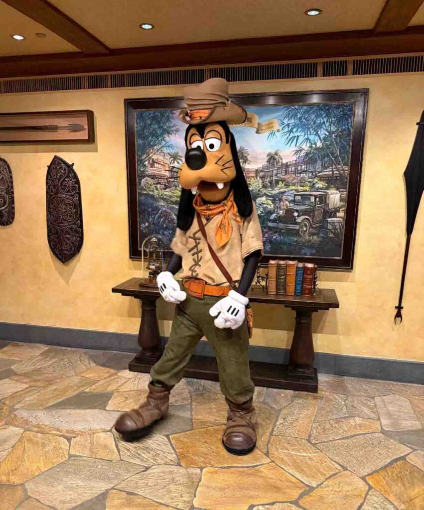 ディズニー・エクスプローラーズ・ロッジのグリーティング
