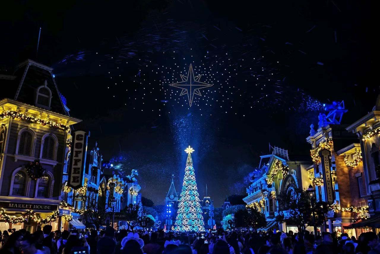 2025年】香港ディズニークリスマス完全ガイド！限定イベントからグッズ 