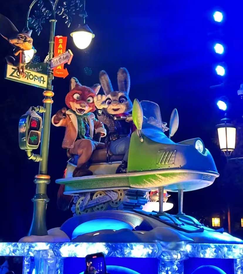 上海ディズニー：ディズニー・ウィンター・マジック・パレード