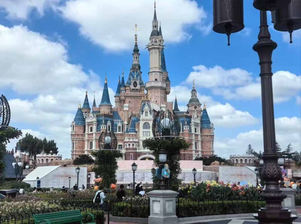 香港ディズニーランド：キャッスル・オブ・マジカル・ドリーム