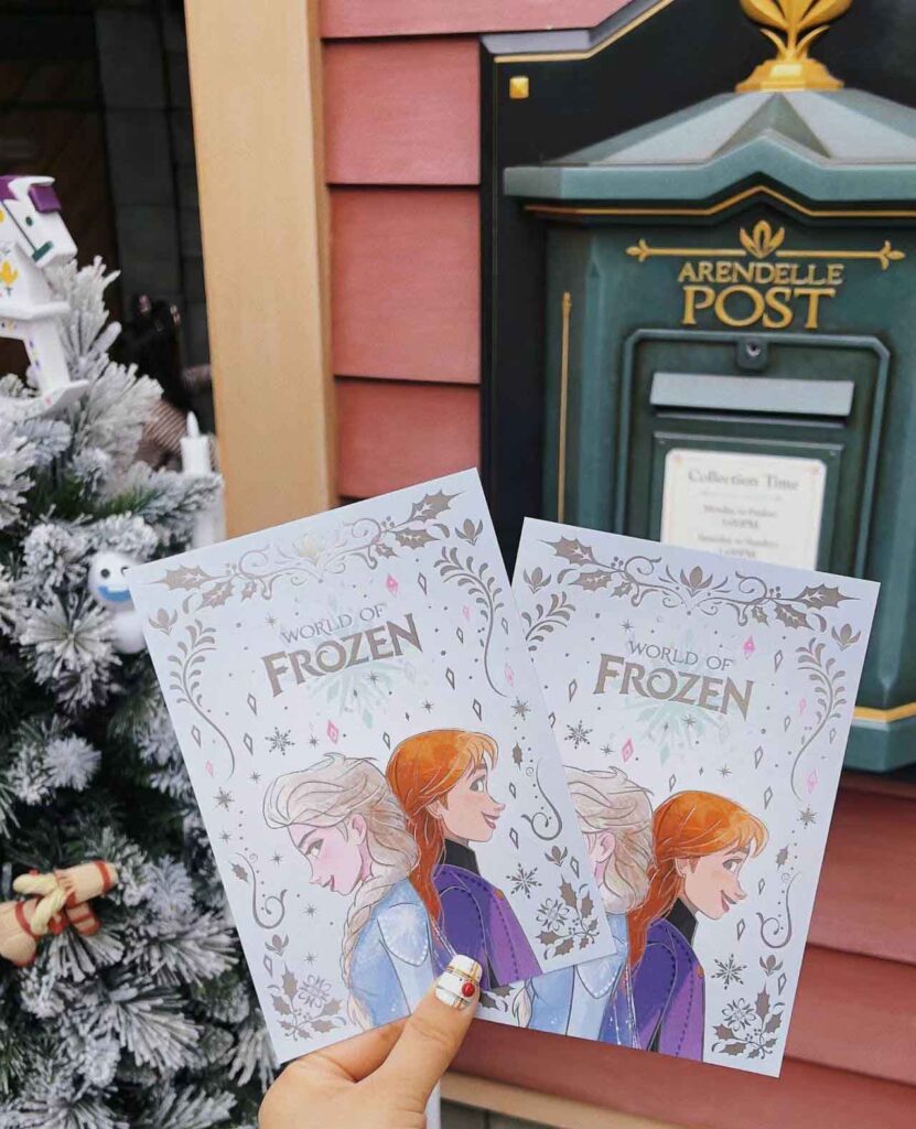 香港ディズニーランド：アナ雪エリアのポスト