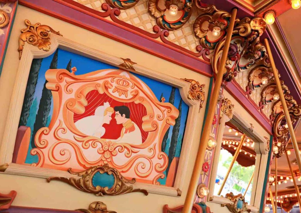 香港ディズニーランド：シンデレラ・カルーセル