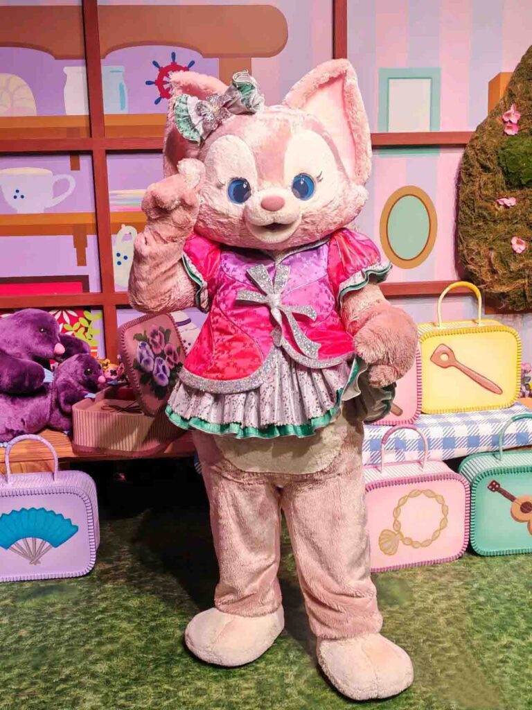 香港ディズニーランド：リーナベルとのグリーティング