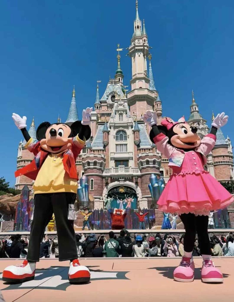 上海ディズニー10周年パレード：ザ・ハート・オブ・マジック