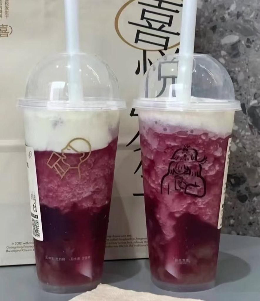 Hey Tea（喜茶）：多肉葡萄（ごろごろ巨峰ぶどうティー）