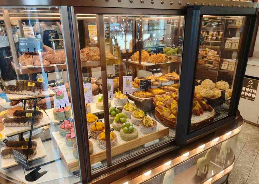 ペーパーストーン・ベーカリーの店内様子